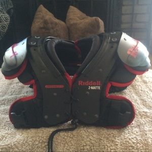 Riddell shoulder pads